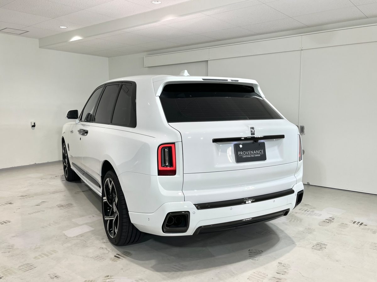 2025 Rolls-Royce Cullinan Black Badge — Photo 5 / 33
