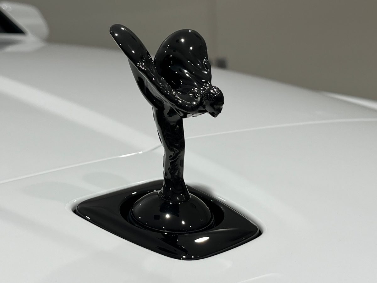 2025 Rolls-Royce Cullinan Black Badge — Photo 30 / 33