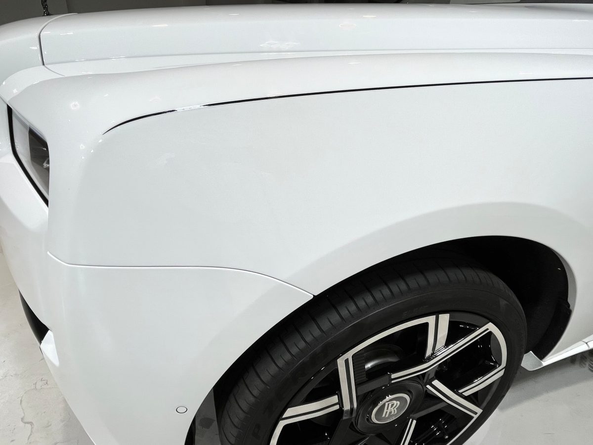 2025 Rolls-Royce Cullinan Black Badge — Photo 33 / 33