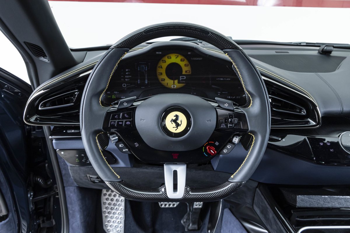 2026 Ferrari Purosangue — Photo 17 / 29