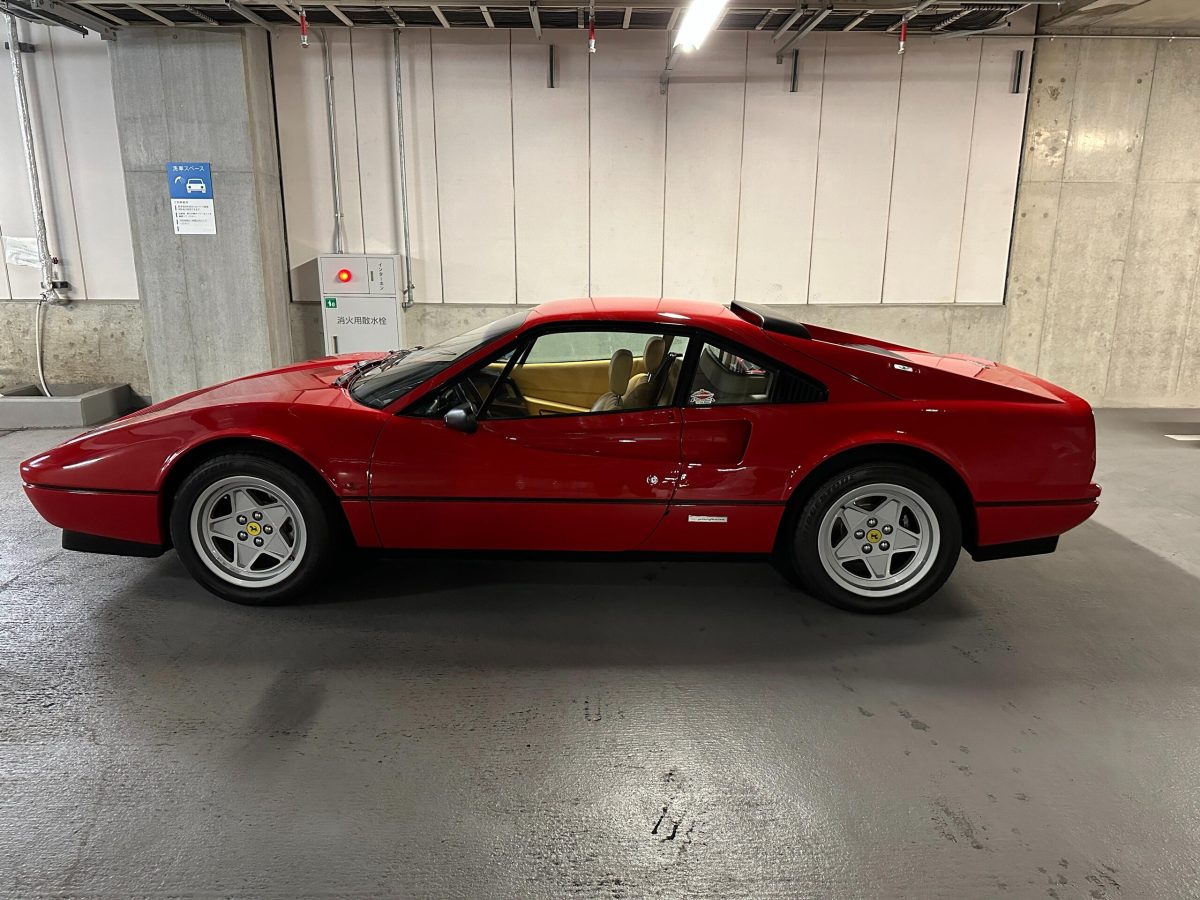 1986 Ferrari 328 GTB — Photo 6 / 19