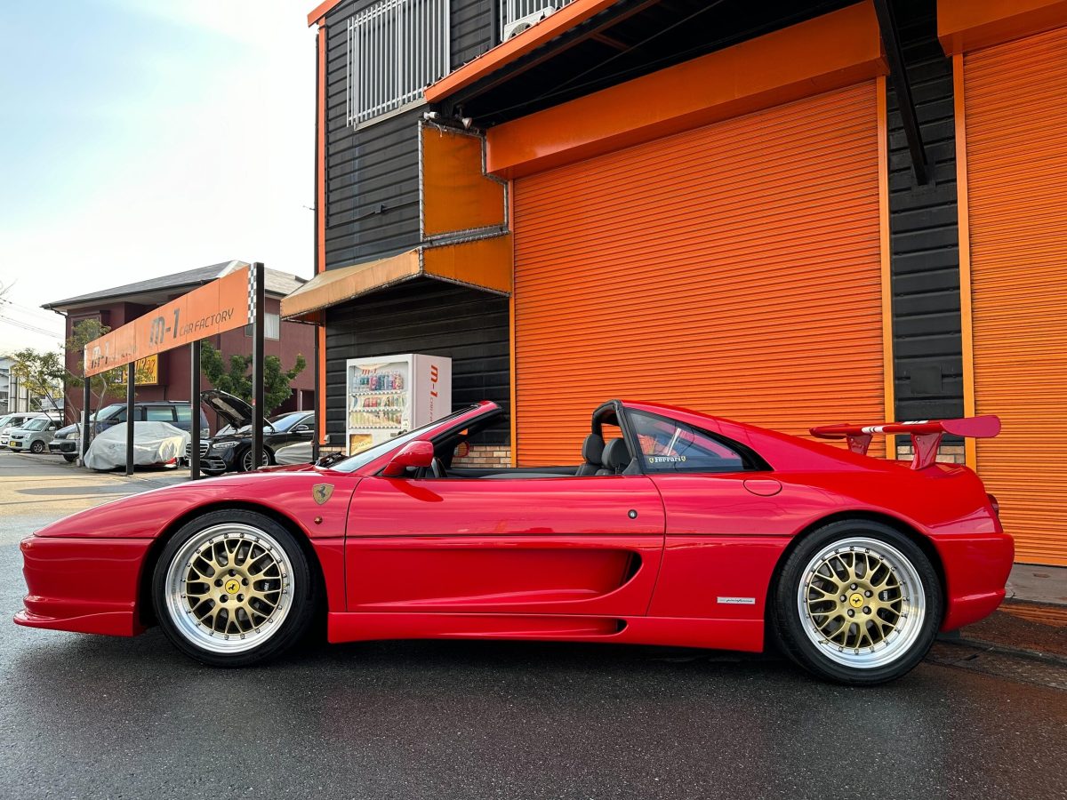 1995 Ferrari F355 GTS — Photo 7 / 44