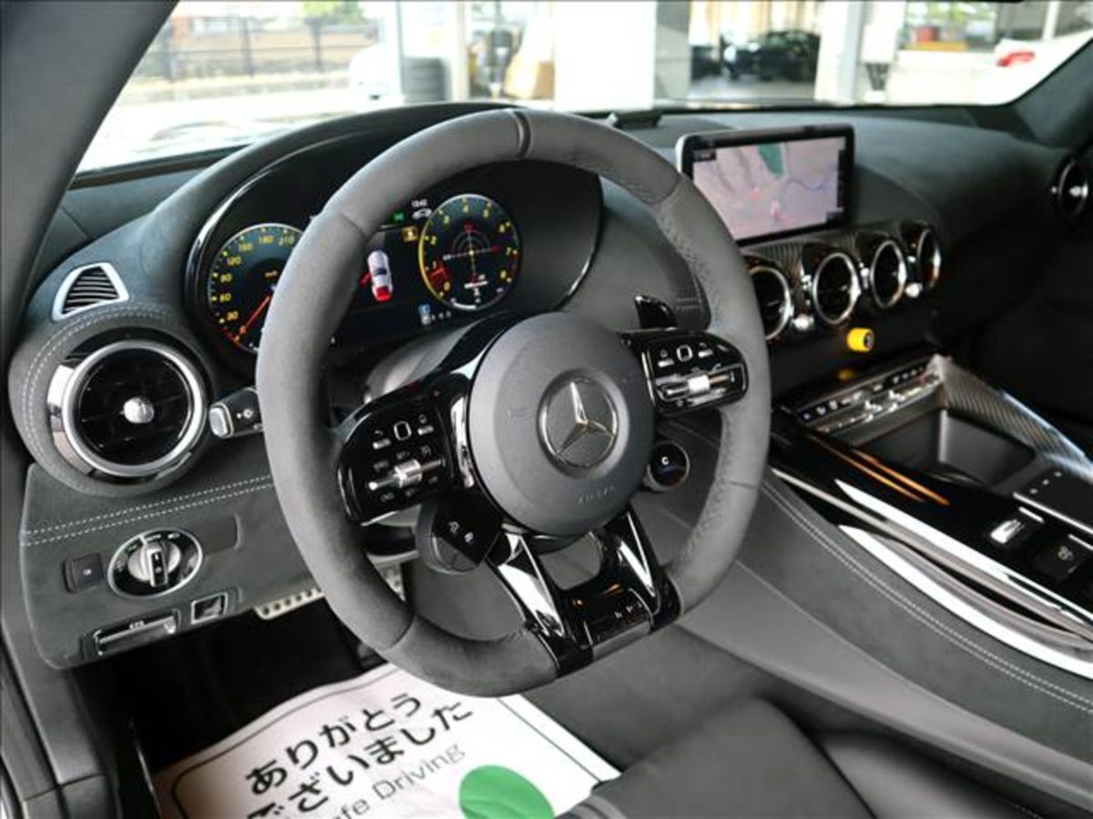 2022 Mercedes Benz AMG GT Black Series — Photo 6 / 13