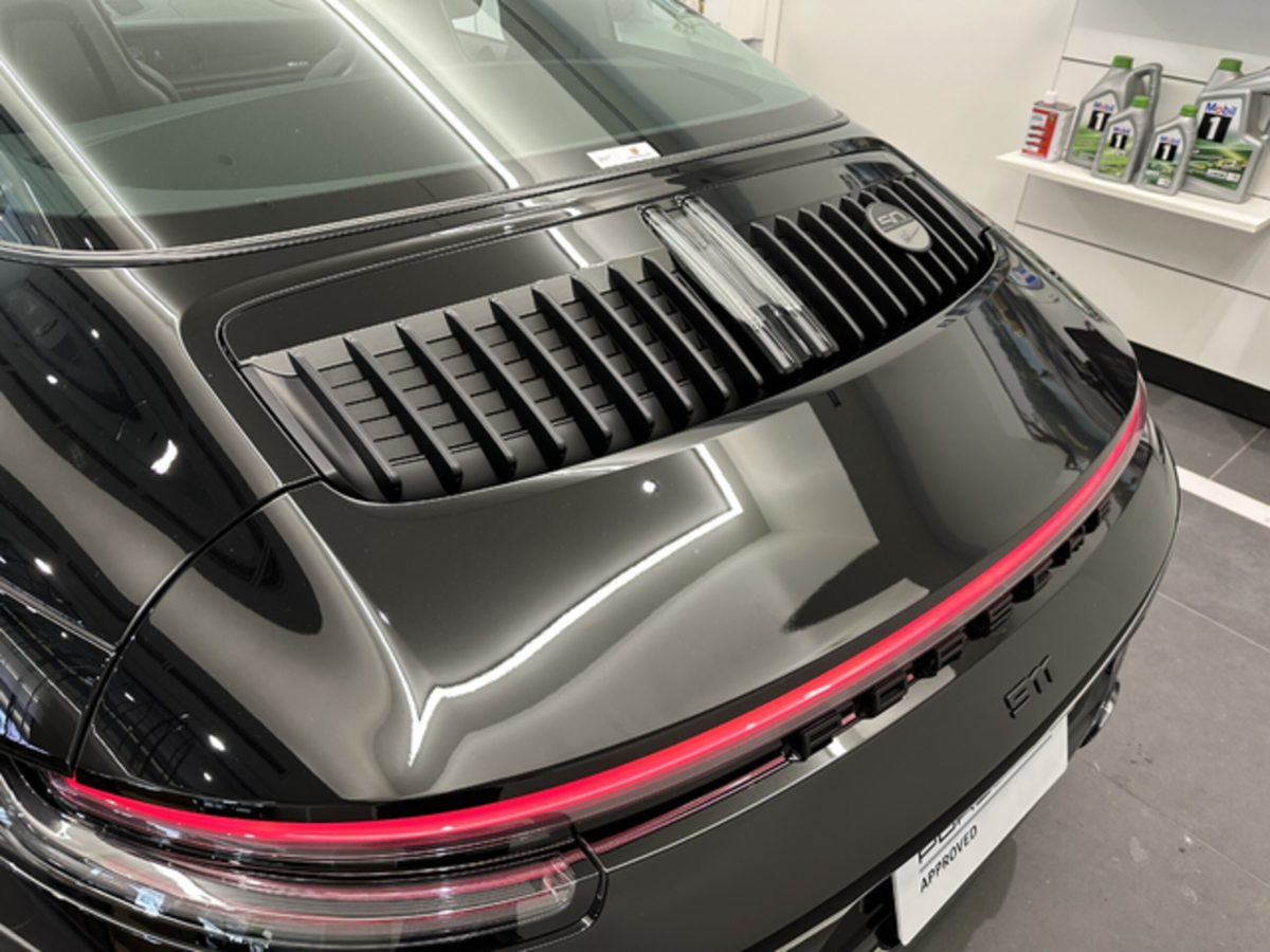 2023 Porsche 911 Targa — Photo 3 / 14