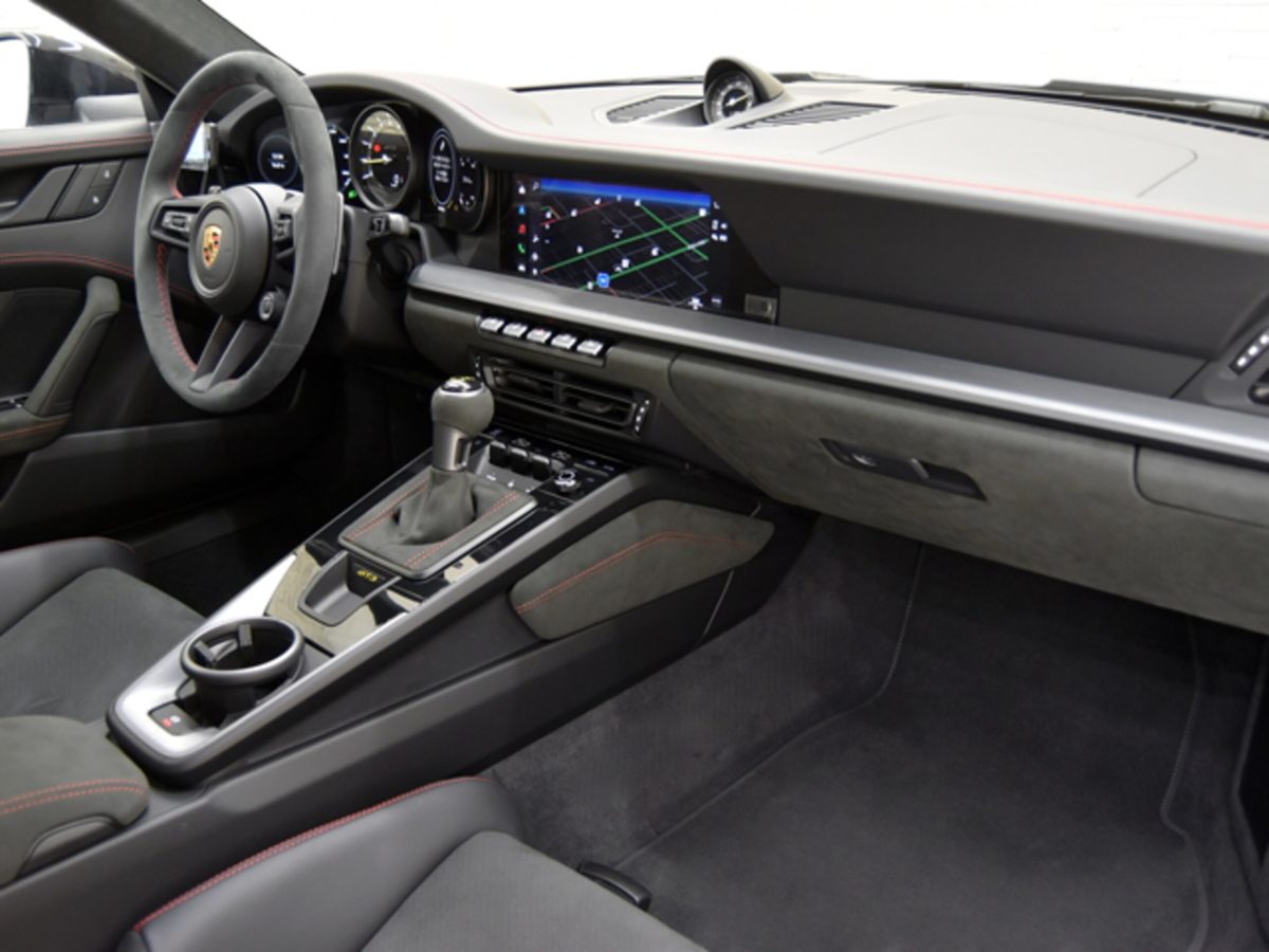 2023 Porsche 911 GT3 — Photo 13 / 16