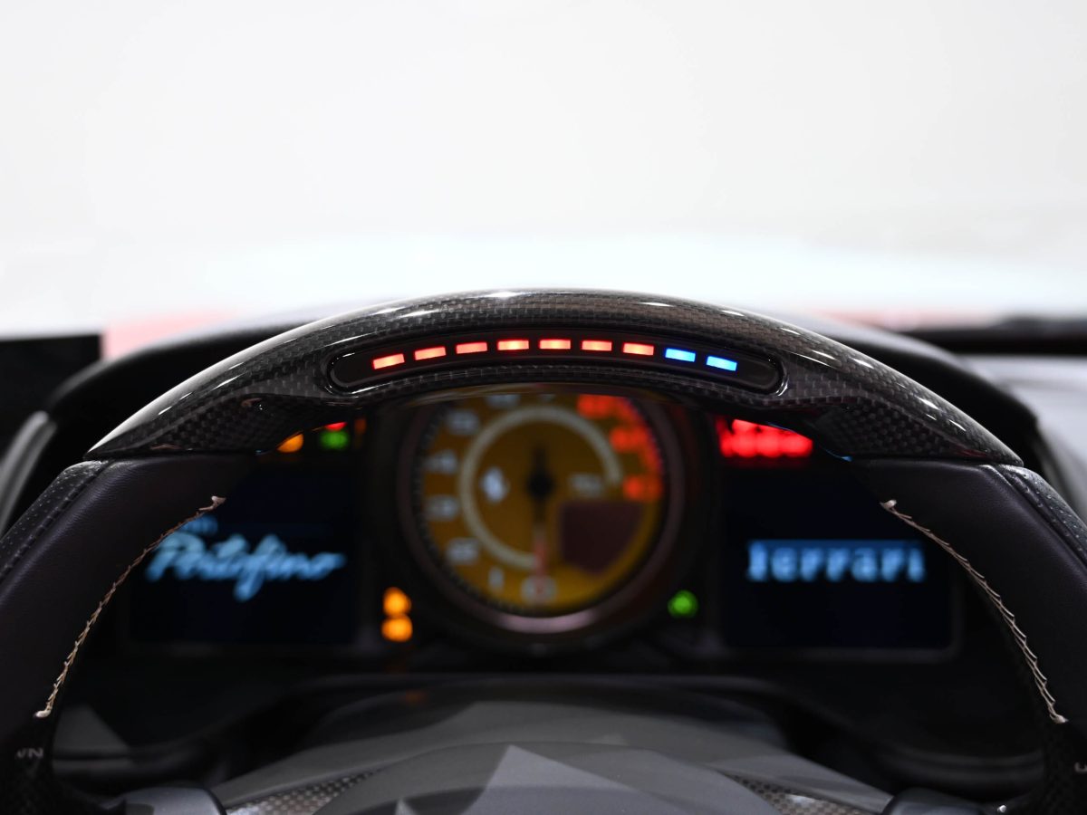 2019 Ferrari Portofino — Photo 7 / 16