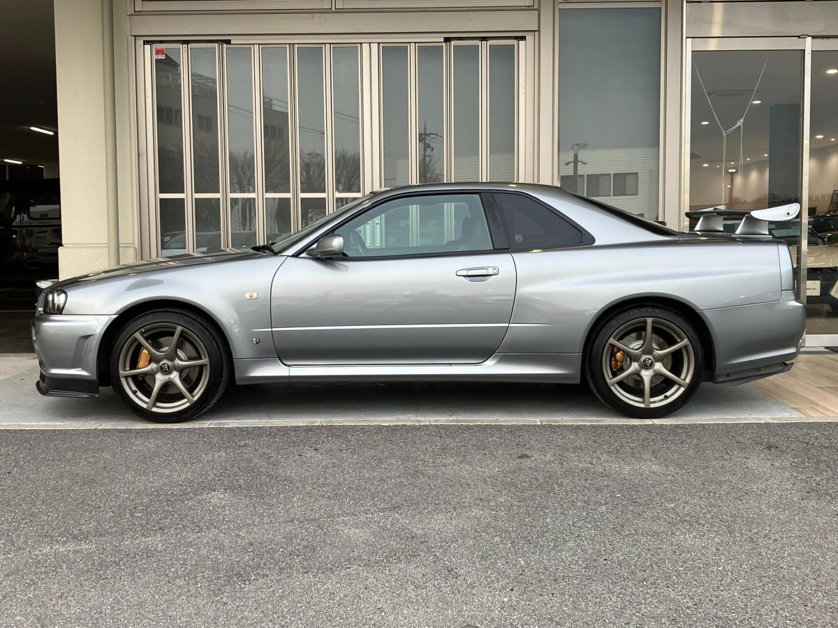 2002 Other Nissan — Photo 4 / 26