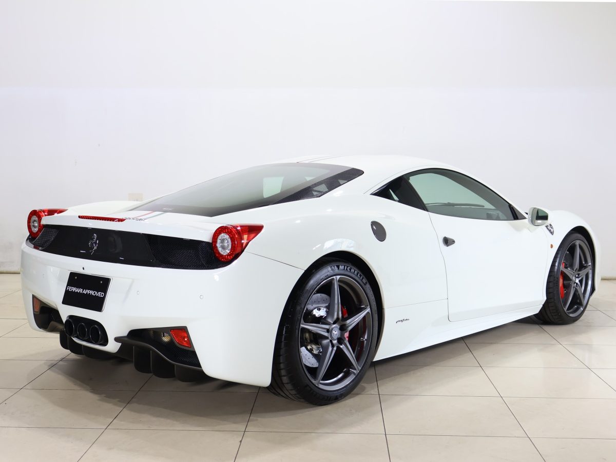 2013 Ferrari 458 Italia F1 DCT — Photo 4 / 32