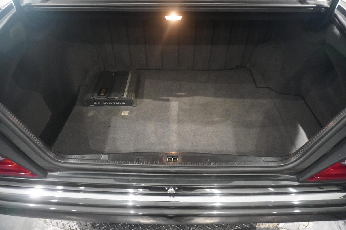 1993 Mercedes Benz 500E — Photo 22 / 23