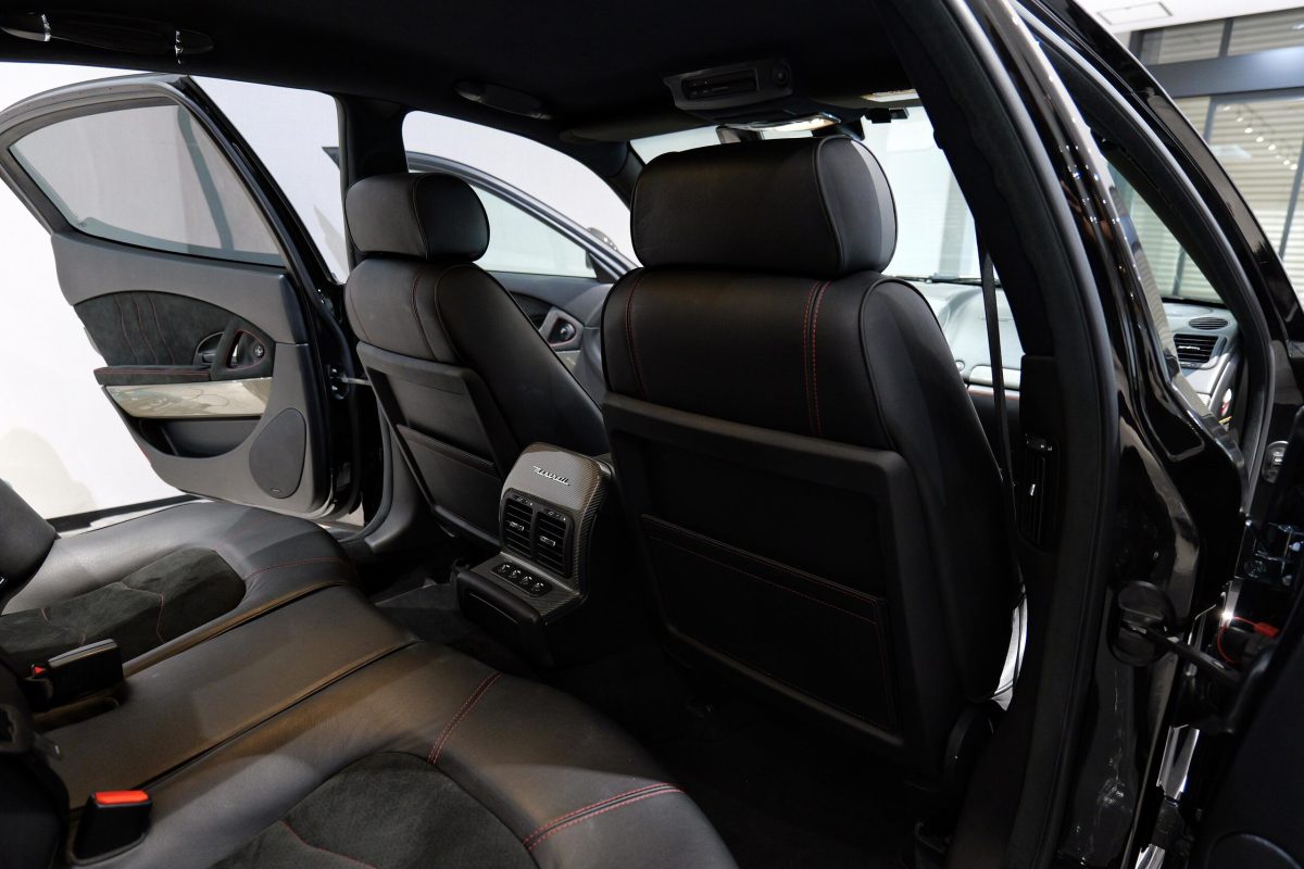 2013 Maserati Quattroporte Sport GT S — Photo 19 / 31