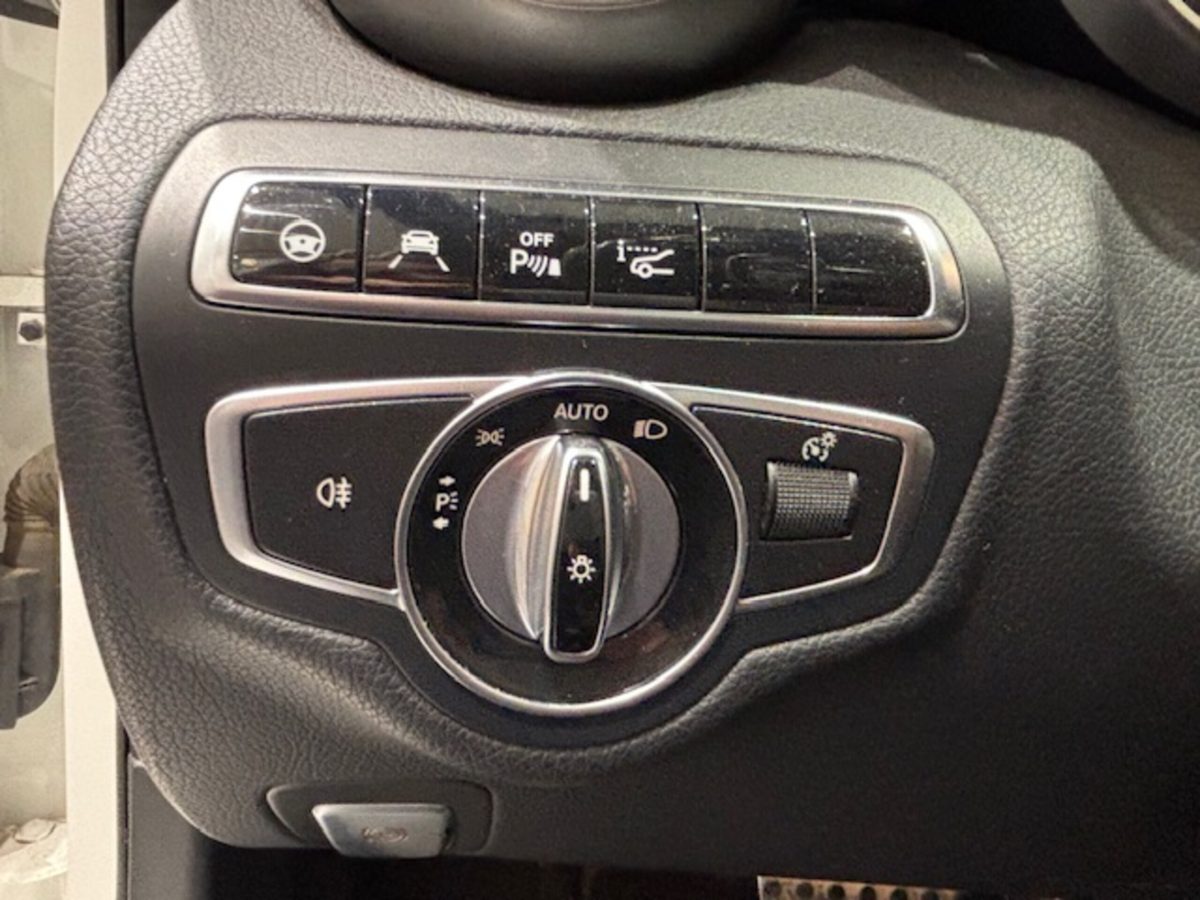 2016 Mercedes Benz C450 AMG 4Matic — Photo 10 / 24