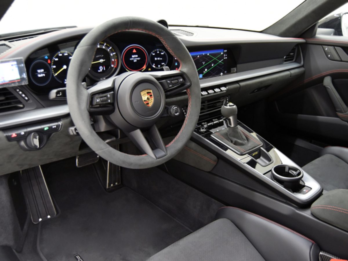 2023 Porsche 911 GT3 — Photo 6 / 16