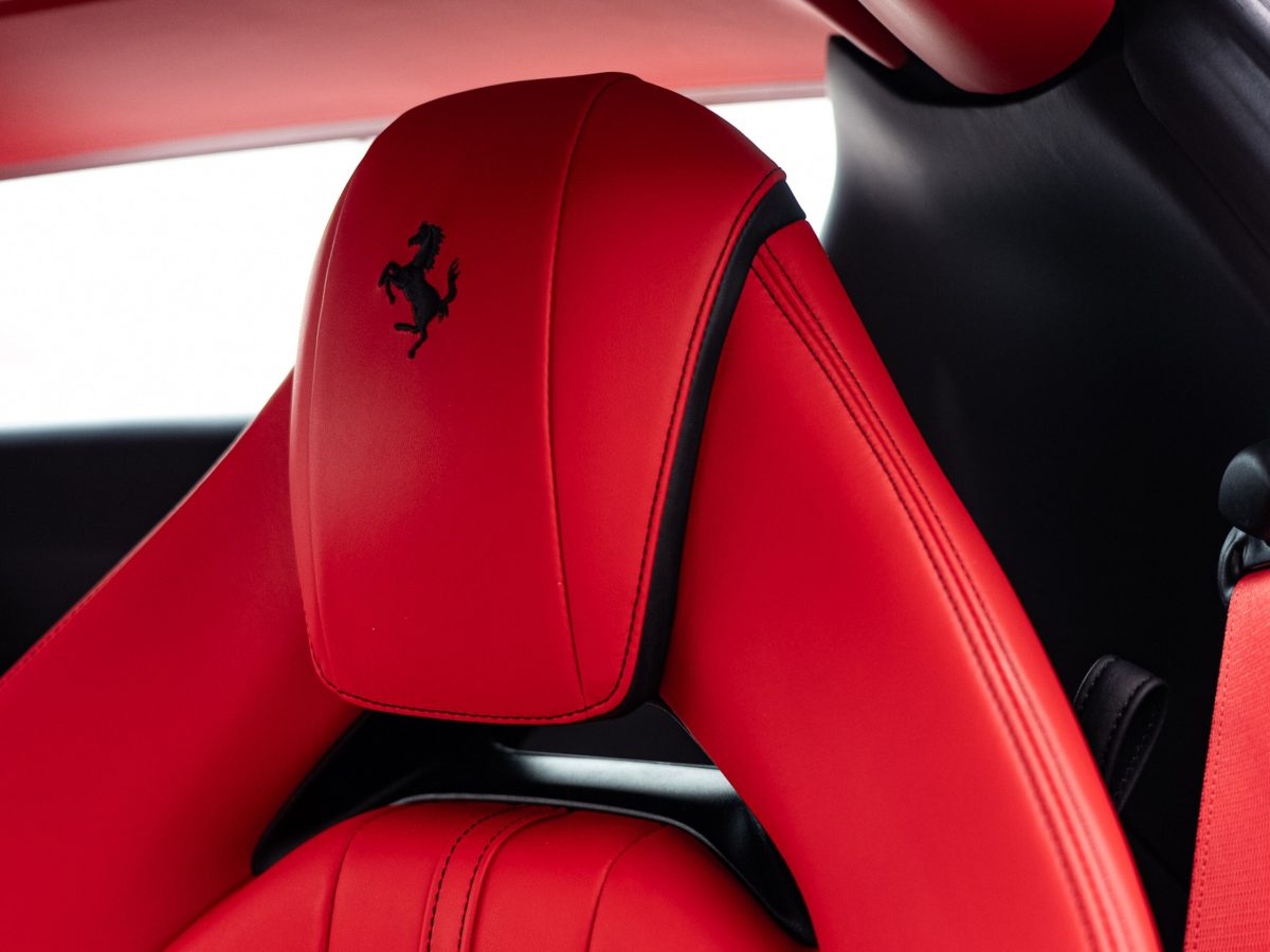 2021 Ferrari 812GTS — Photo 18 / 55