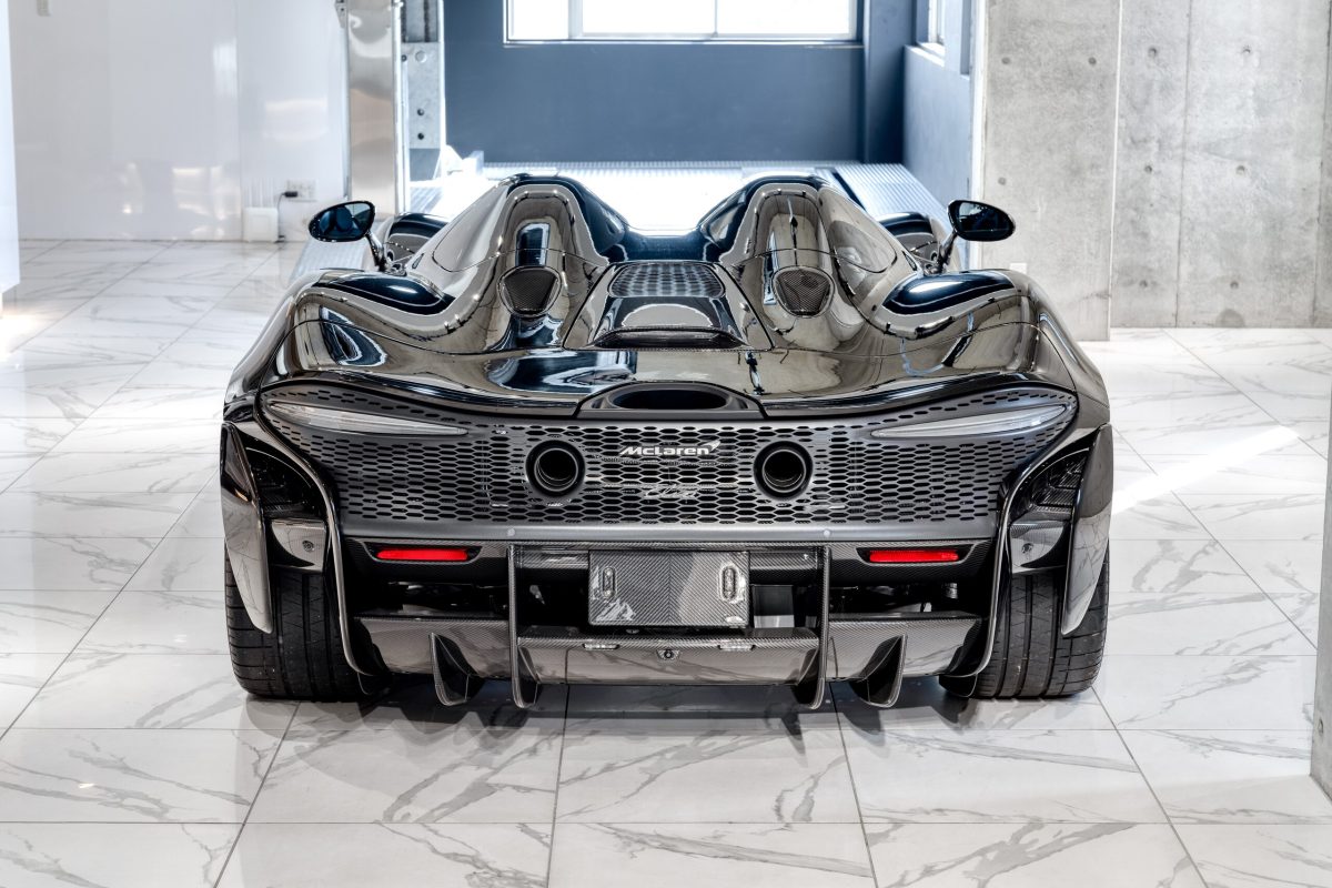 2022 McLaren Elva — Photo 2 / 19