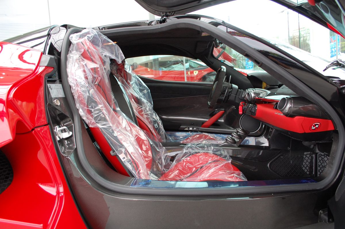 2015 Ferrari LaFerrari — Photo 7 / 13