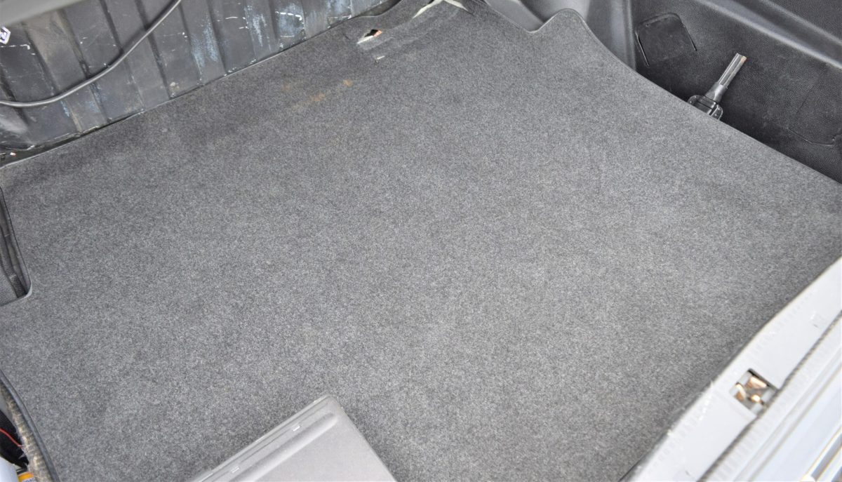 1988 Mercedes Benz 300E 3.2 AMG — Photo 20 / 20