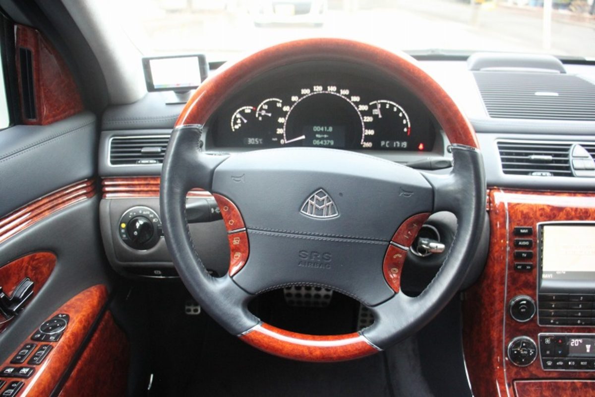 2005 Mercedes Benz Maybach 57 — Photo 12 / 33