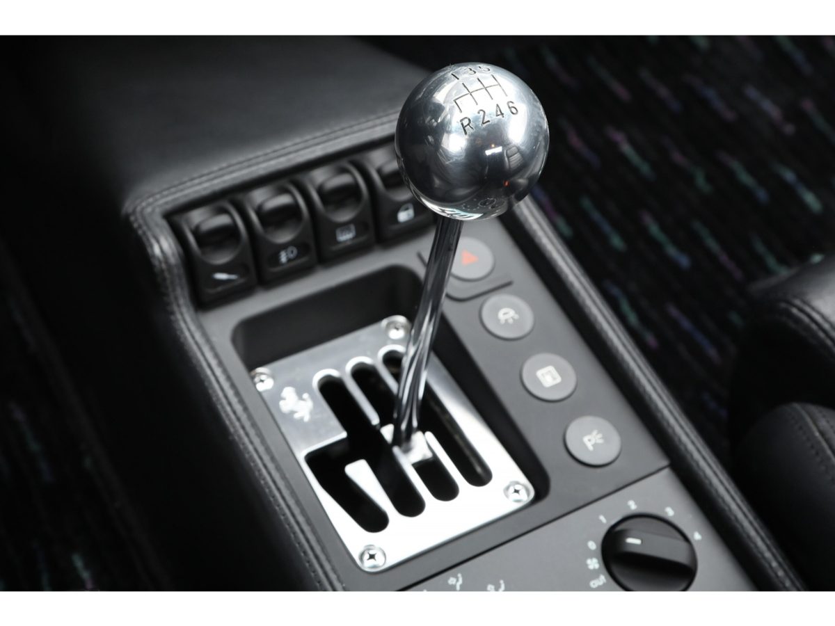 1995 Ferrari F355 Berlinetta — Photo 35 / 39