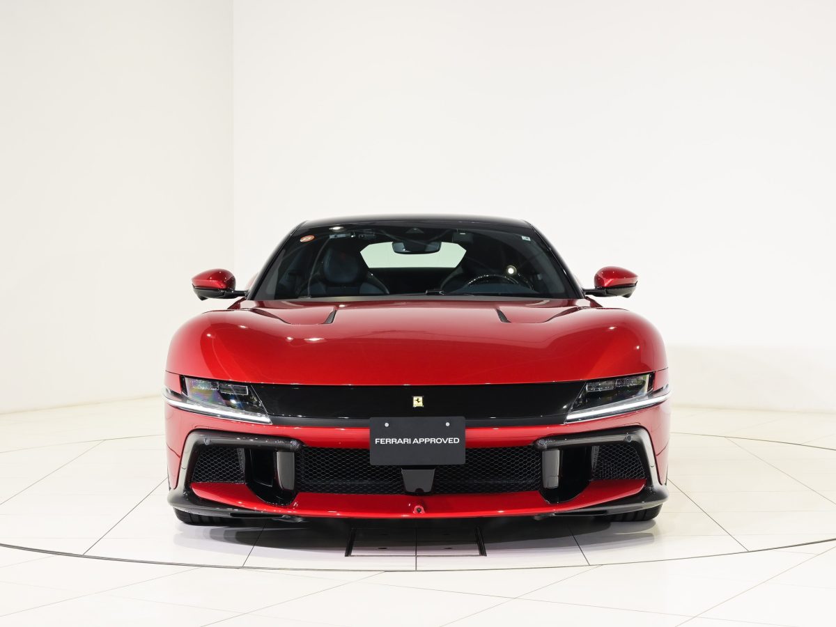 2025 Ferrari 12Cilindri F1 DCT LED-equipped carbon fiber steering wheel for sale in Japan