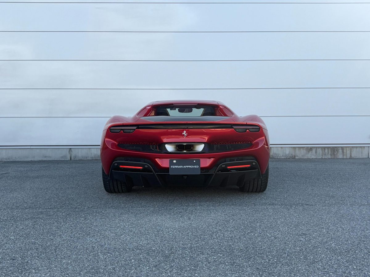 2025 Ferrari 296GTB — Photo 2 / 33