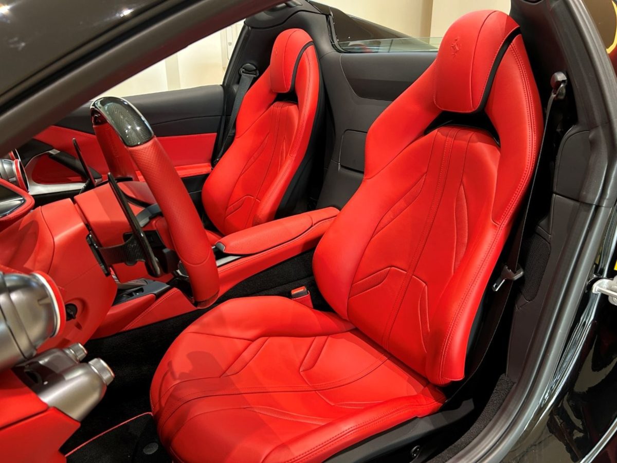 2021 Ferrari 812GTS — Photo 7 / 21