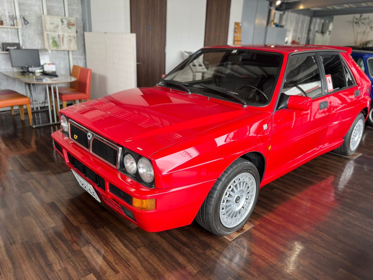 1993 Lancia Delta HF Integrale Evoluzione — Photo 2 / 18