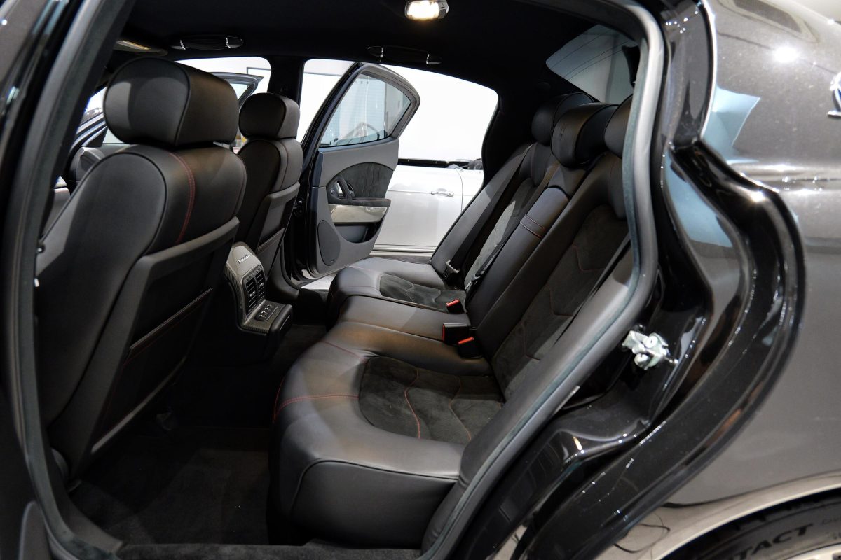 2013 Maserati Quattroporte Sport GT S — Photo 18 / 31