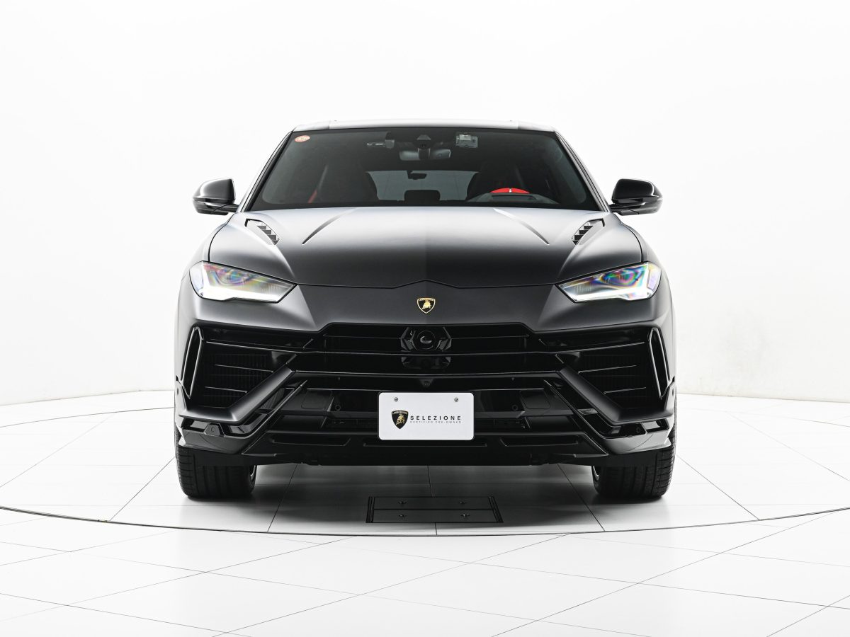 2025 Lamborghini Urus S for sale in Japan