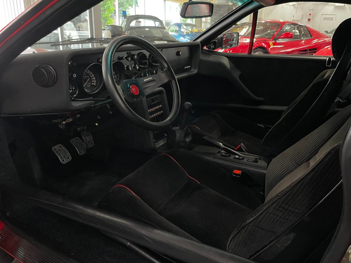 1983 Lancia 037 Rally Stradale — Photo 7 / 15