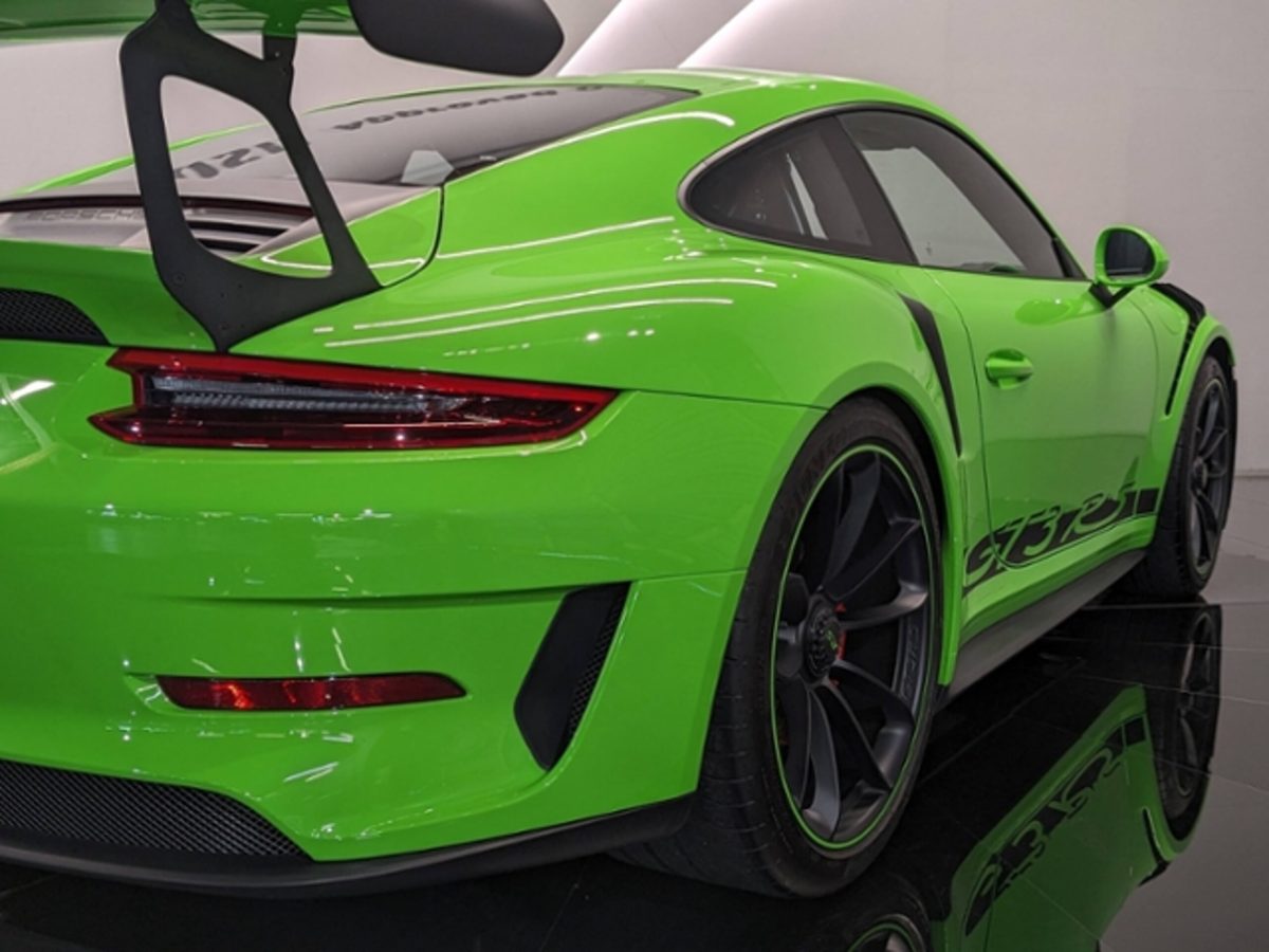 2019 Porsche 911 GT3 RS — Photo 13 / 39