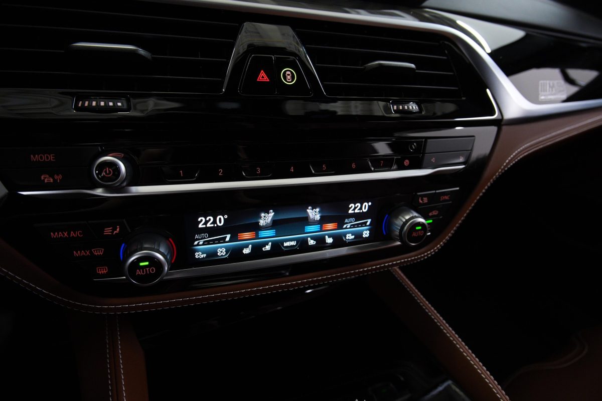 2023 BMW M5 Competition — Photo 23 / 53