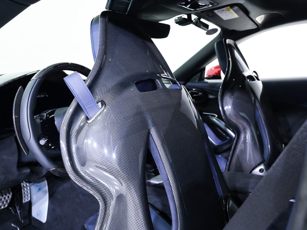 2025 Ferrari 12Cilindri — Photo 28 / 55