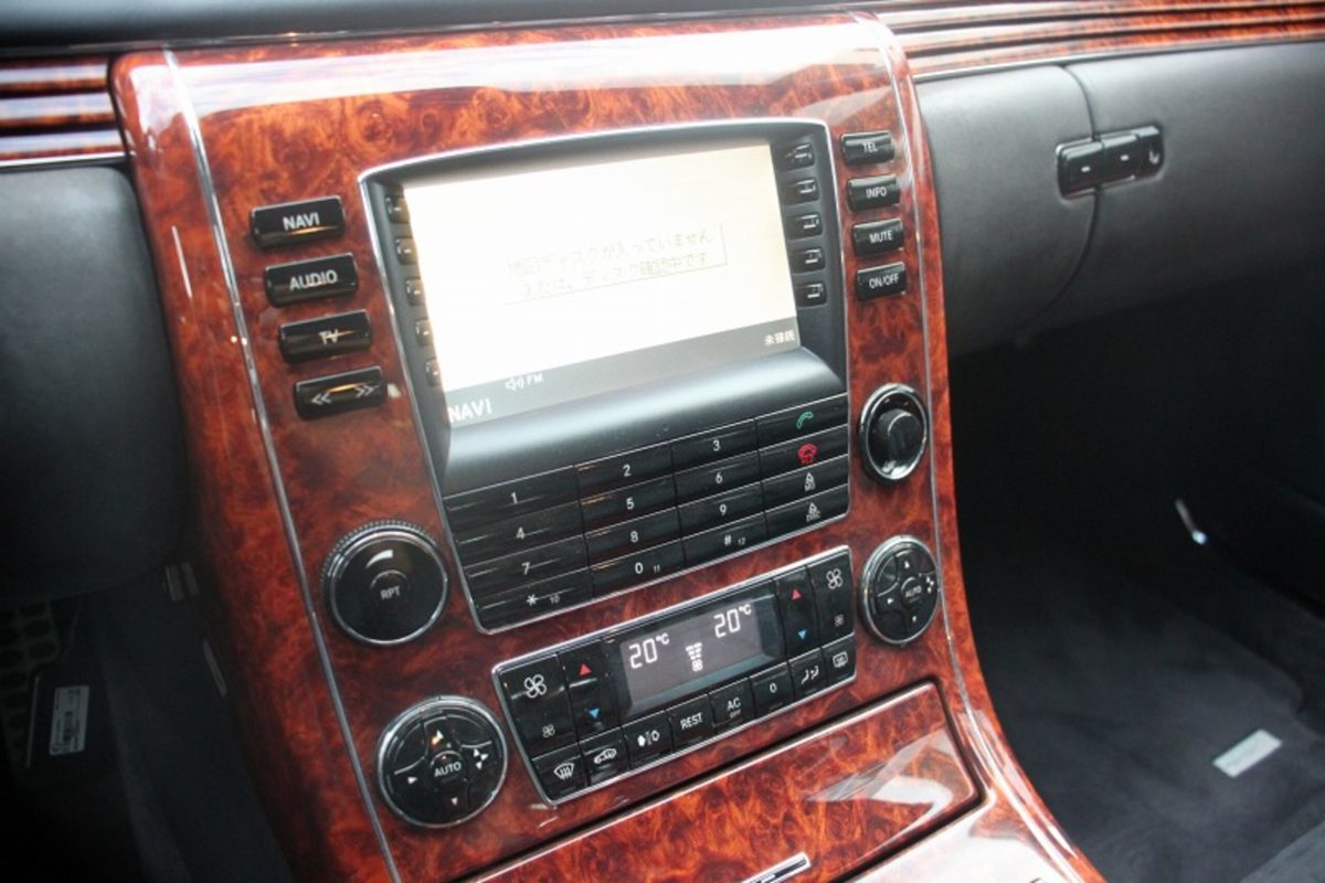 2005 Mercedes Benz Maybach 57 — Photo 14 / 33