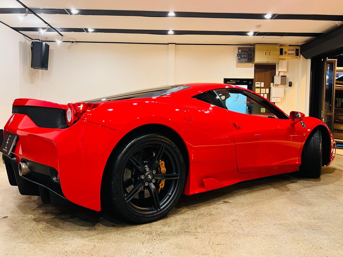 2015 Ferrari 458 Speciale — Photo 4 / 19