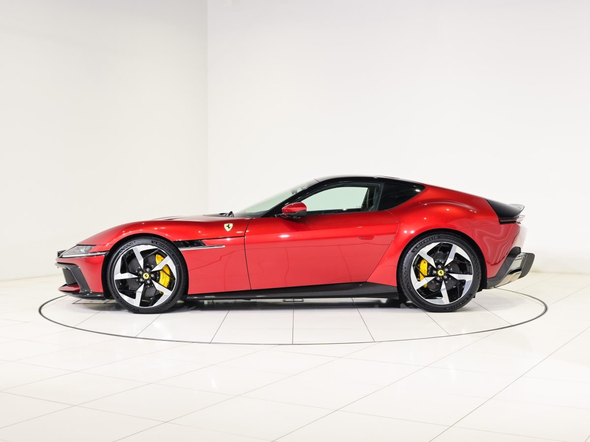 2025 Ferrari 12Cilindri — Photo 3 / 55