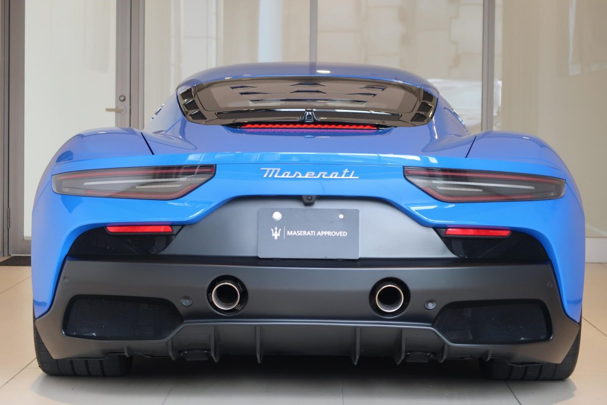2023 Maserati MC20 — Photo 4 / 19