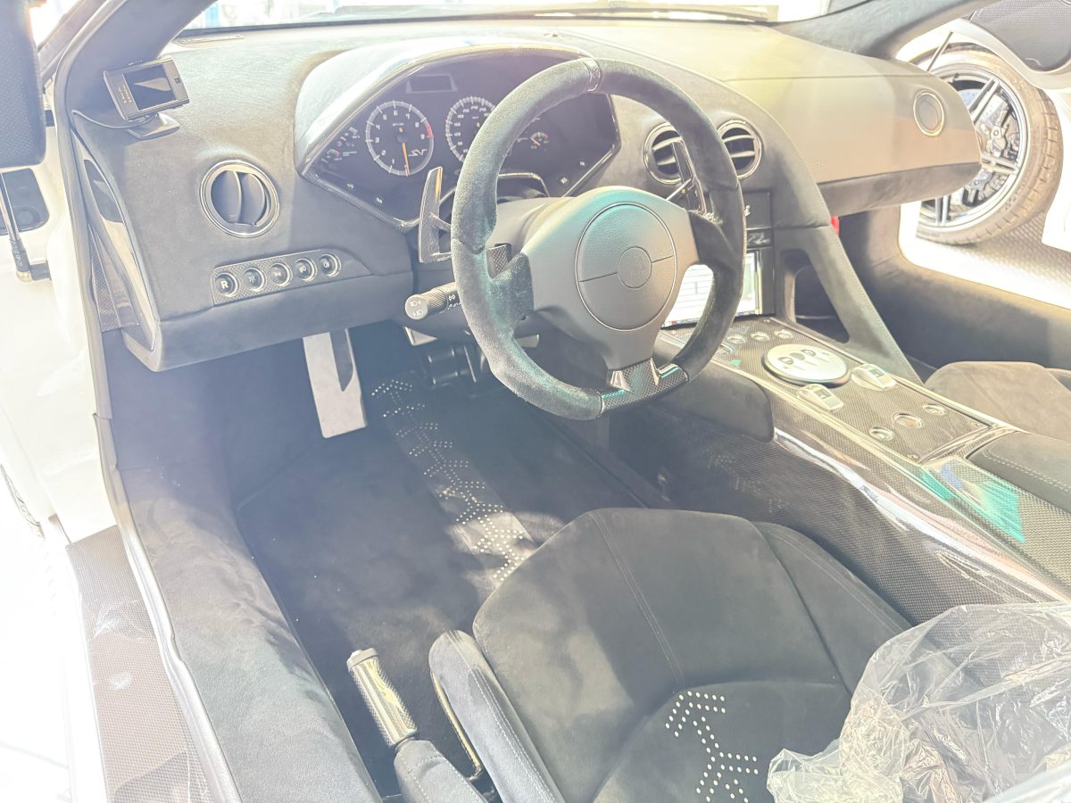 2009 Lamborghini Murcielago LP670-4 SV — Photo 6 / 13
