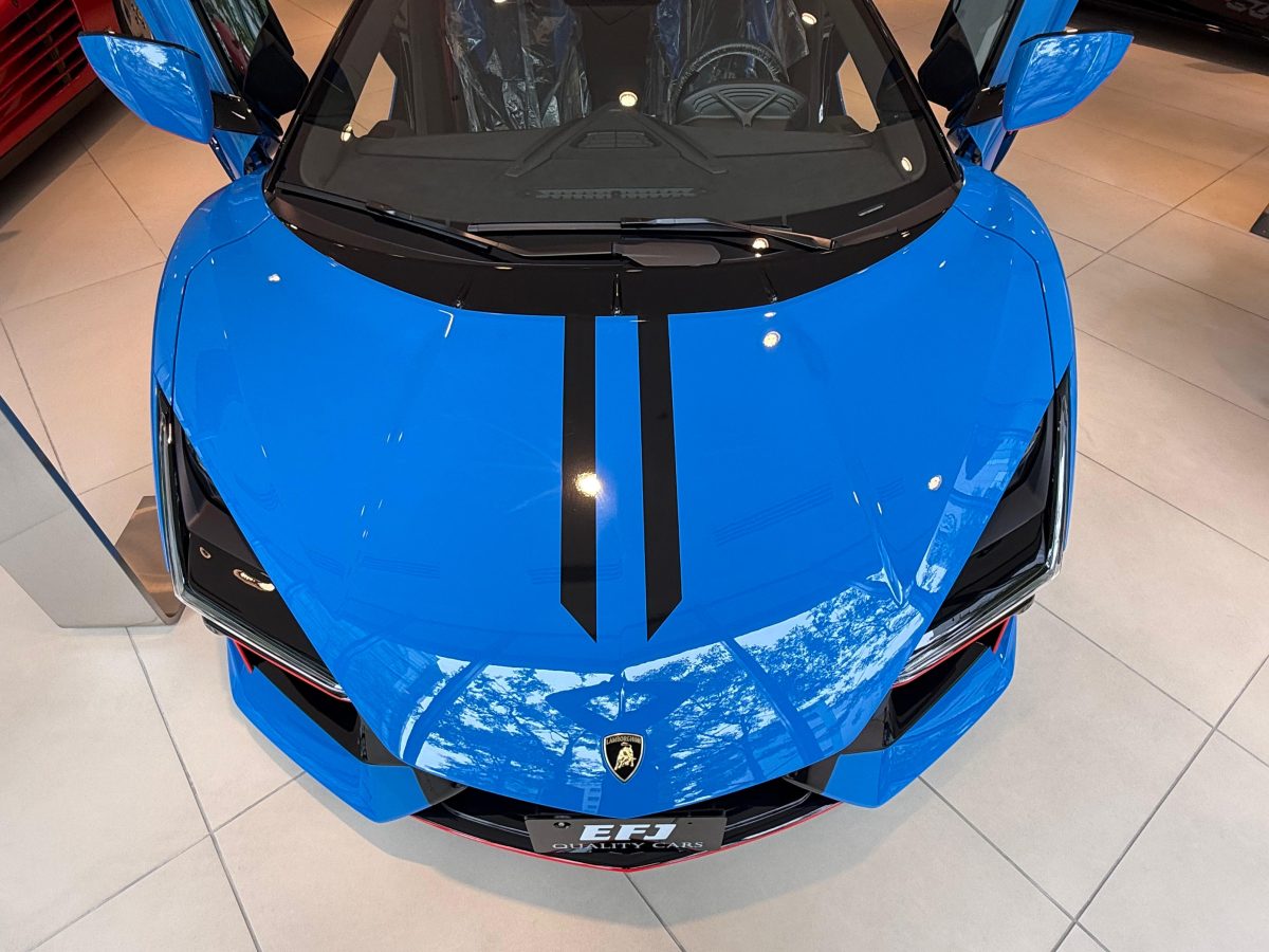 2024 Lamborghini Revuelto — Photo 3 / 14