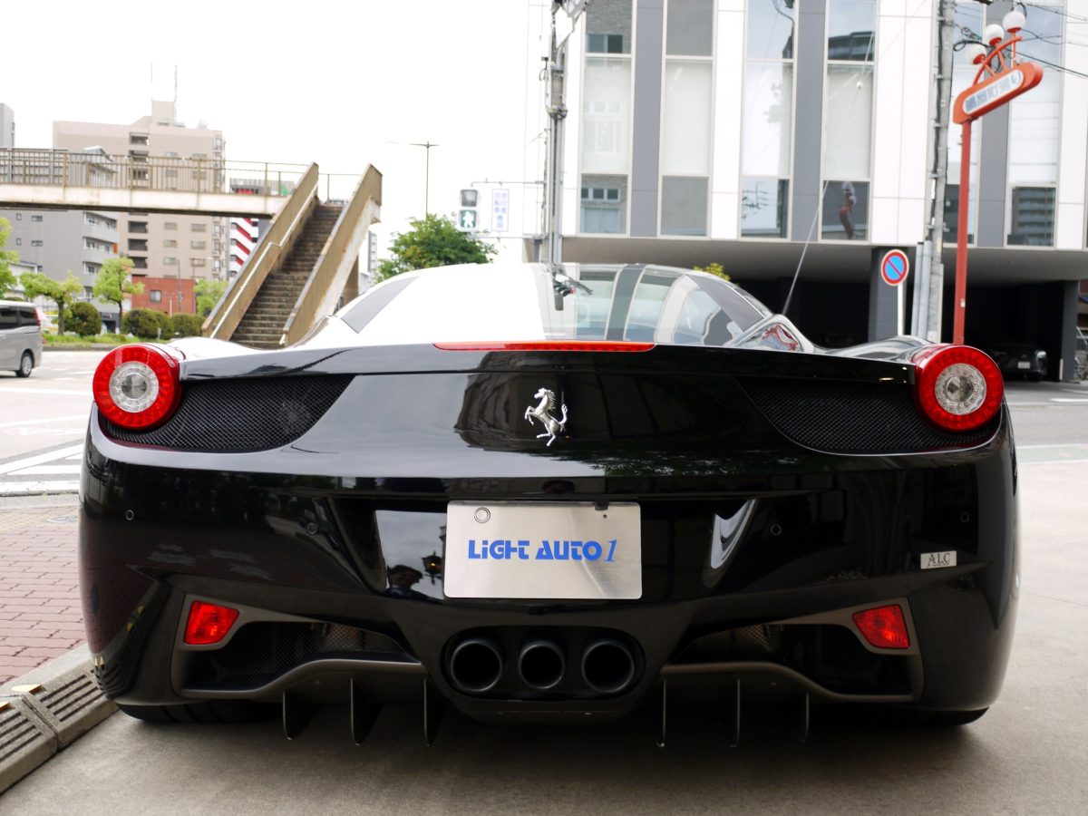 2013 Ferrari 458 Italia F1 DCT — Photo 4 / 10