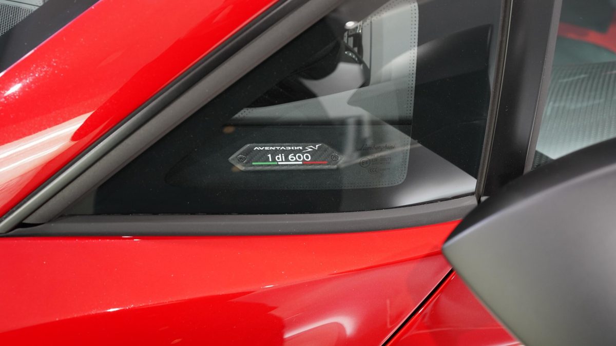 2016 Lamborghini Aventador SV — Photo 5 / 17