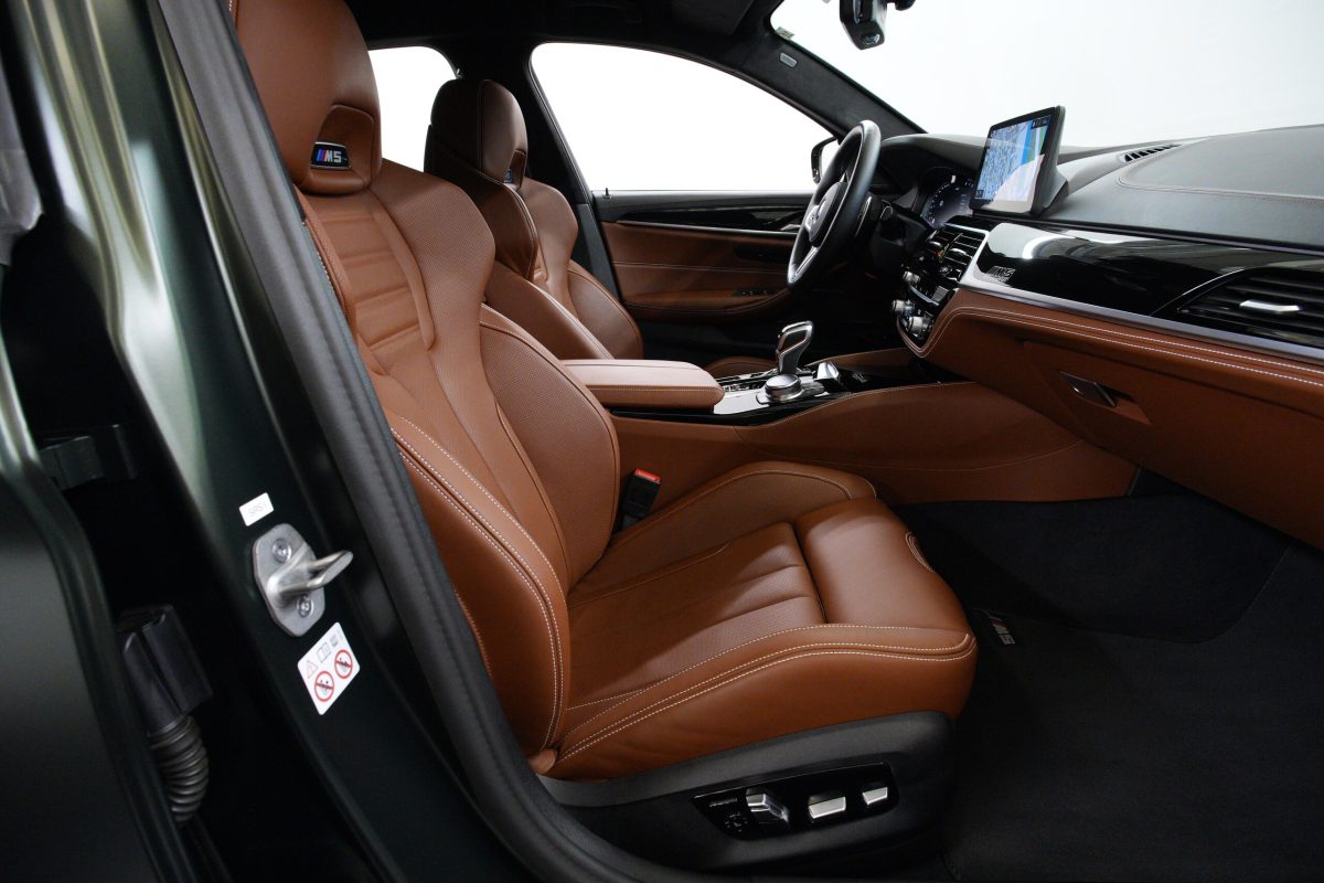 2023 BMW M5 Competition — Photo 34 / 53
