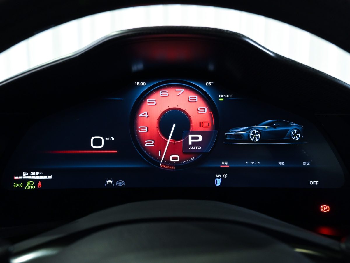2025 Ferrari 12Cilindri — Photo 13 / 55