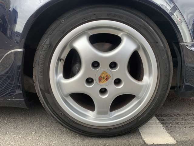 1992 Porsche 911 Carrera 2 — Photo 5 / 13