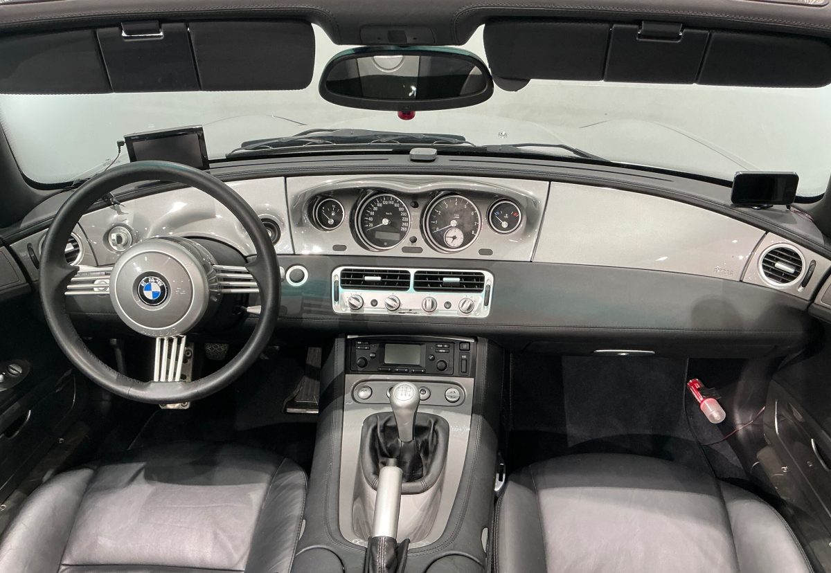 2000 BMW Z8 — Photo 7 / 19