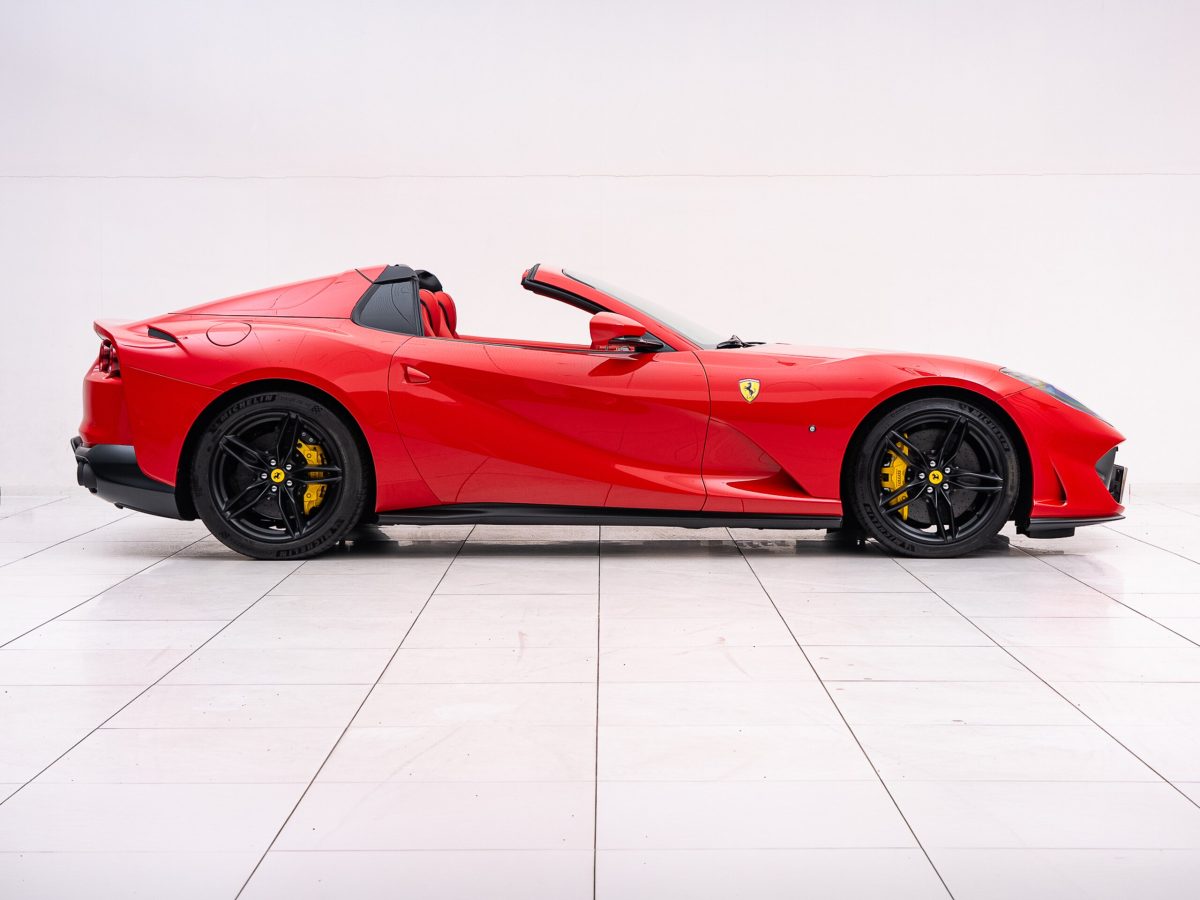 2021 Ferrari 812GTS — Photo 3 / 55