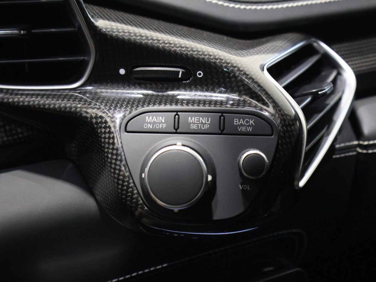 2013 Ferrari 458 Italia F1 DCT — Photo 28 / 32