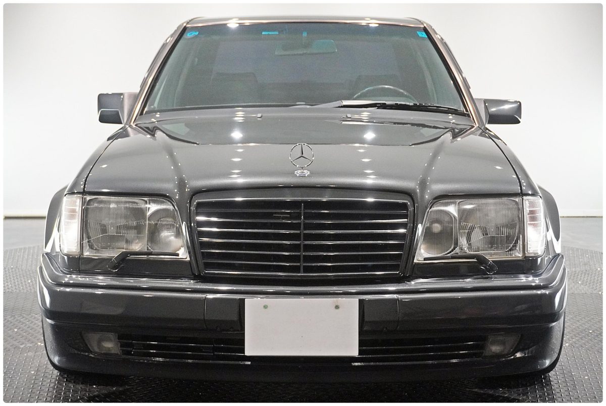1993 Mercedes Benz 500E WDB1240361B964343 for sale in Japan