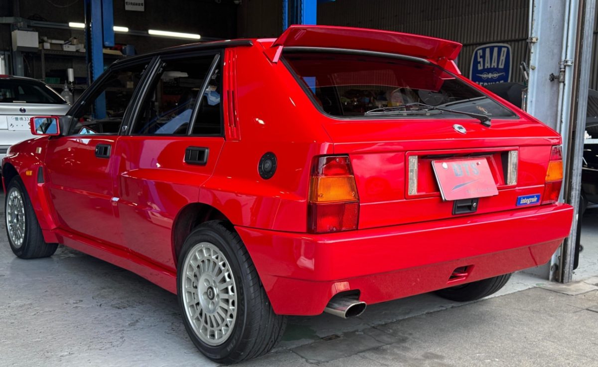 1993 Lancia Delta HF Integrale Evoluzione — Photo 2 / 15