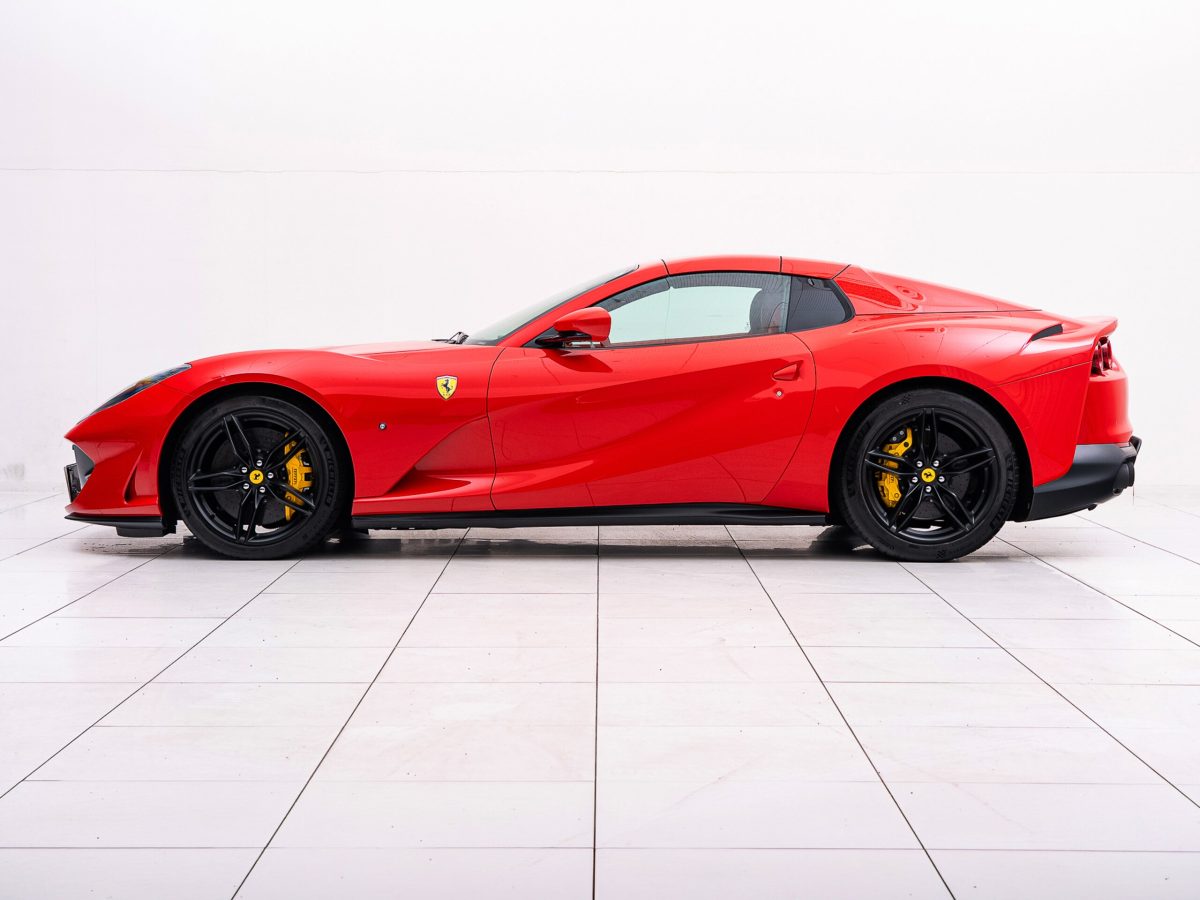2021 Ferrari 812GTS — Photo 7 / 55