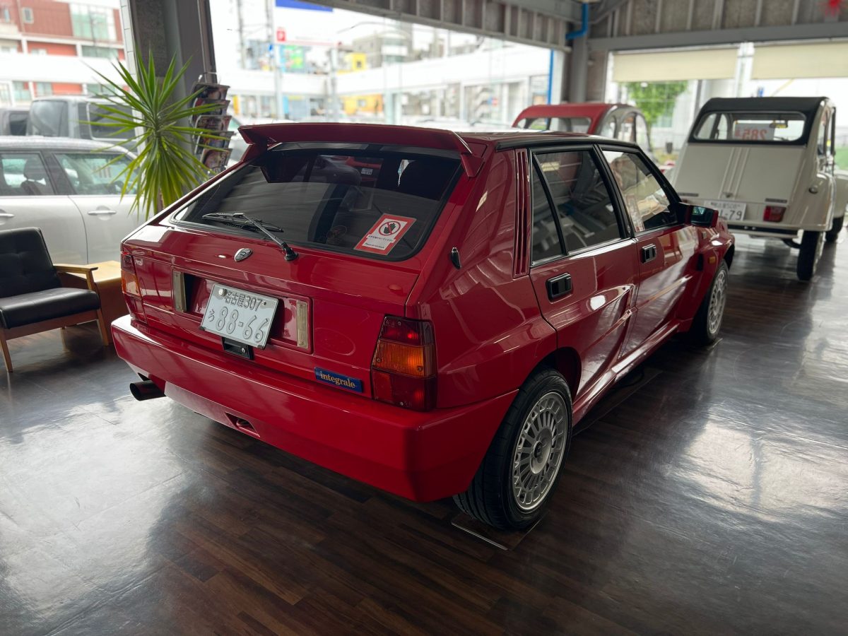 1993 Lancia Delta HF Integrale Evoluzione — Photo 5 / 18